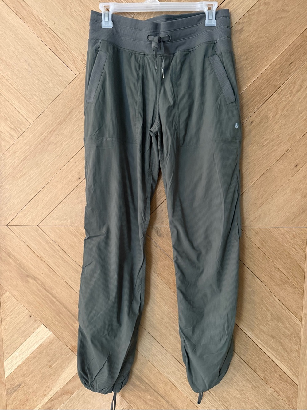 Lululemon Olive Green Women’s Drawstring Dance Athletic Joggers